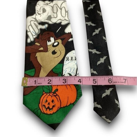Vintage Looney Tunes Mania Tazmanian Devil Pumpkin Halloween Necktie - Picture 7 of 11